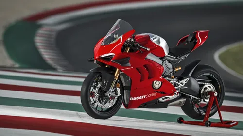 panigale v4r 1536x864