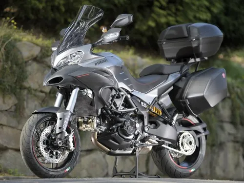 Hayden subito a terra, tradito dalle condizioni della pista all'inizio del secondo giro