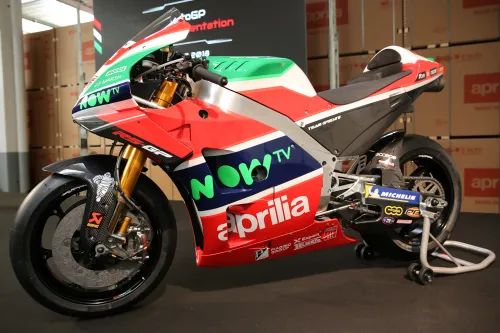 La lotta tra i piloti KTM Superbike