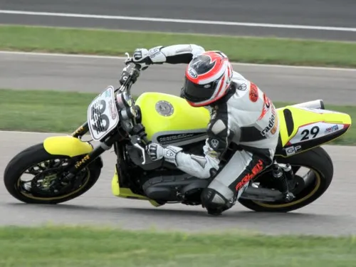 race1 xr1200 indianapolis 2011 2