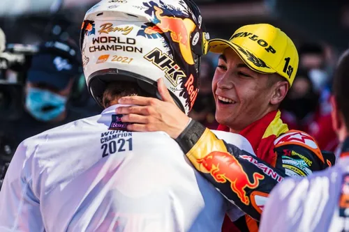 raul fernandez moto2 2021 valencia e1636912250463