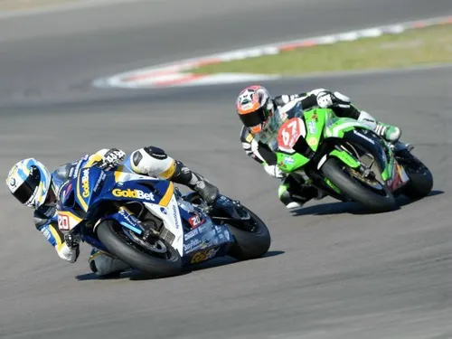 Brutta caduta di Miguel Oliveira, al debutto nell'Endurance da idolo di casa.