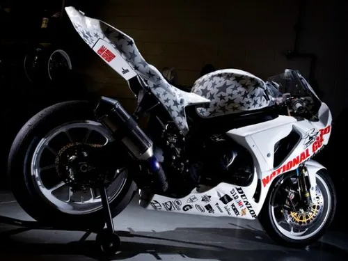 suzuki gsxr roger hayden 2