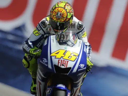 valentino rossi corkscrew laguna seca 2009