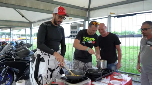 whatsapp image 2020 06 26 at 161834 1 1