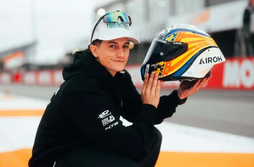 Hector Garzo tribute helmet and Valencia wild card news