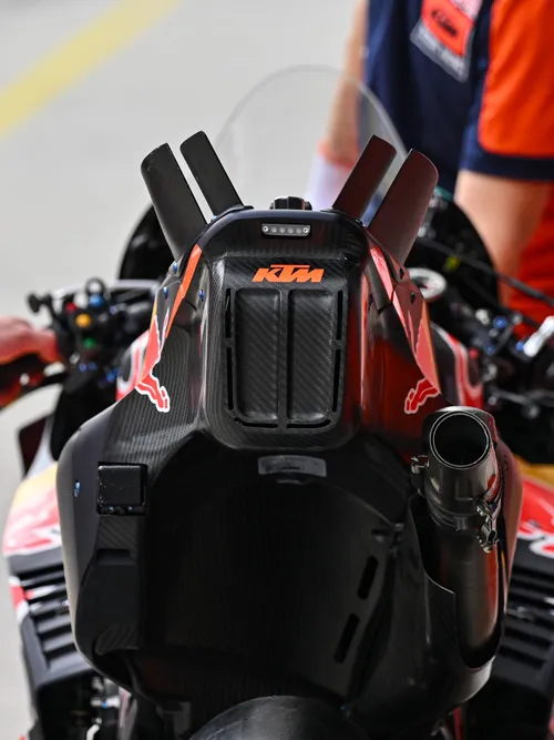 Close-up of KTM test parts during Shakedown