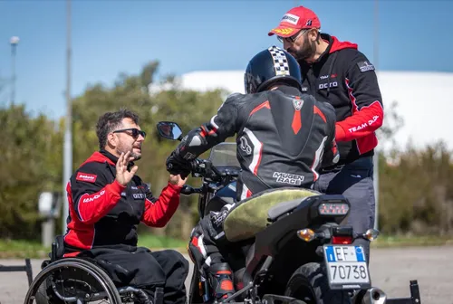 Luca Lunghi, a destra, è istruttore della Di.Di