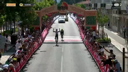 Rui Oliveira bateu ao sprint Pedro Silva para se sagrar Campeão Nacional de estrada português