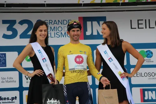 César Fonte de Amarelo no GP Jornal de Noticias