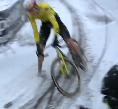 Screenshot of Wout van Aert's crash at the Exact Cross Mol