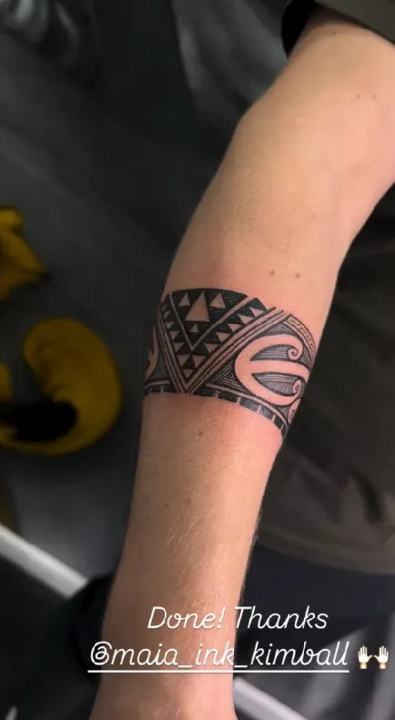 Mike De Decker teilte das Endergebnis seines Tattoos mit seinen Followern