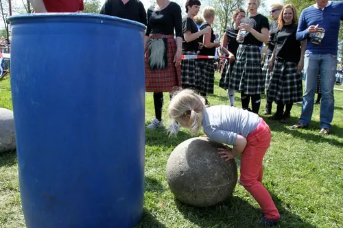 374997 450639385025468 1028825868 n