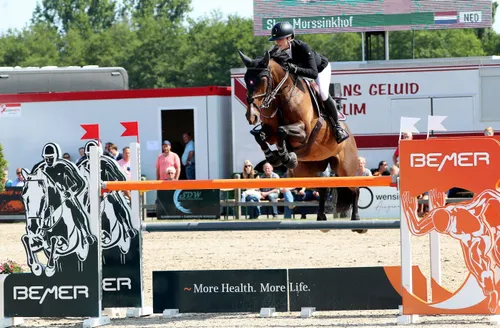 ch morssinkhof skye vierde gp young riders veeningen 2023 foto hans khoe
