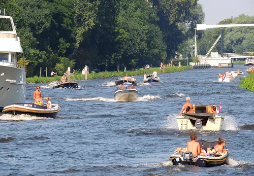 d vdm foter cc by sa