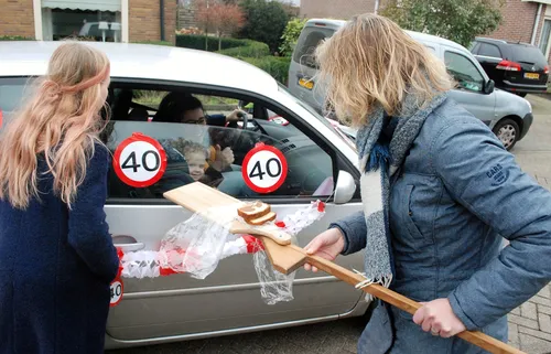 de wijk emmy kleine 40 jaar 13