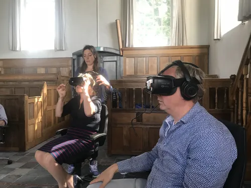 pn21092018 thelastchair1