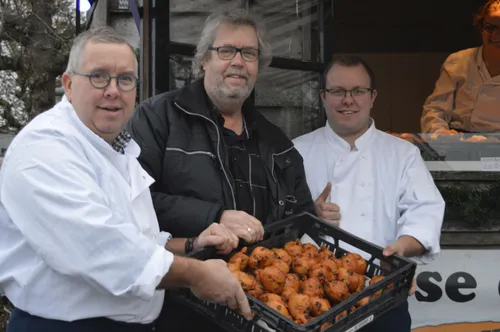 pn27122018 oliebollen voedselbank2