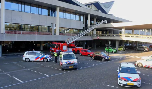 actie provinciehuis 12