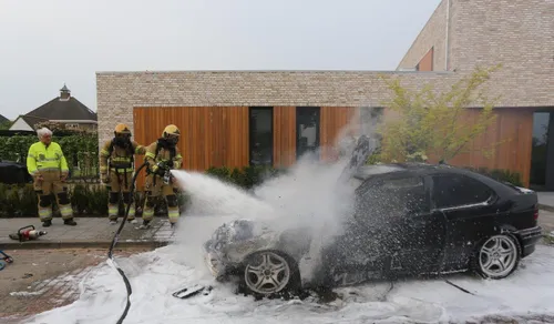 autobrand korenveld hedel 2