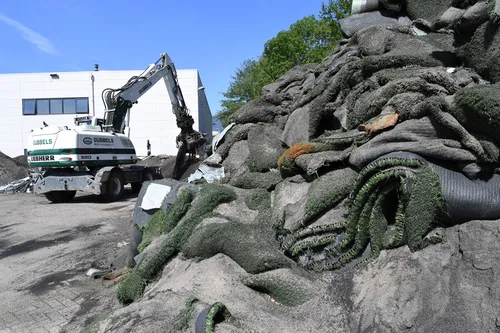 20200518 dongen tuf jst4741