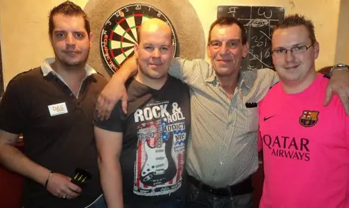 darts04023