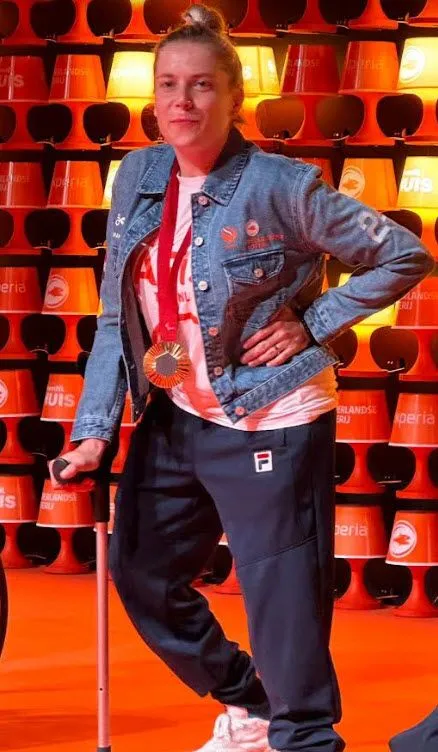 Kelly van Zon met haar vierde Paralympische goud