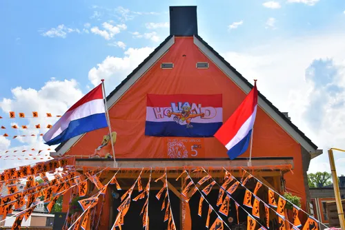 ek oranjeversiering i