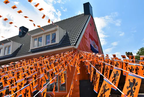 ek oranjeversiering j