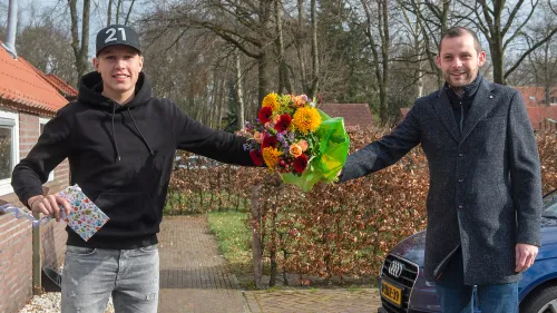 huldiging motorcrosser sem de lange