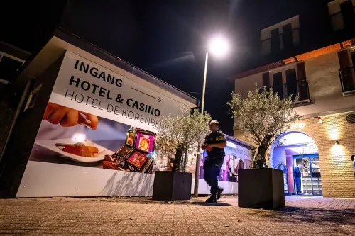 download 114175 s1000x1000