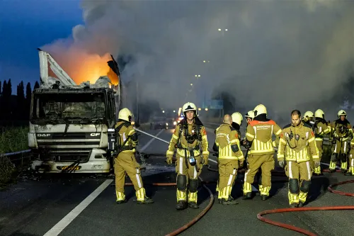 download 95872 s1000x1000 1