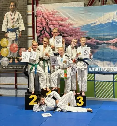judo team arashi