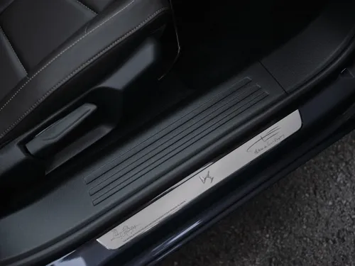 15 ds automobiles introduceert speciale antoine de saint exupery collection