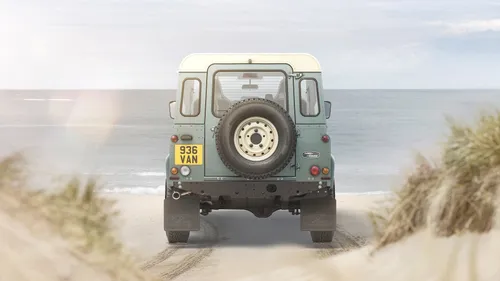 19 land rover classic defender v8 works bespoke