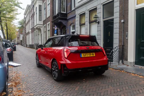 mini cooper s electric achter