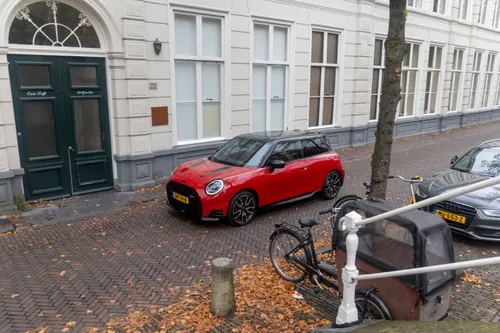 mini cooper s electric pand