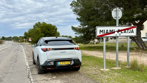 Peugeot e-3008 bij Miami Platja