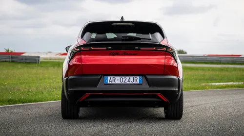 Alfa-Romeo-Junior-VELOCE-280