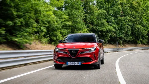 Alfa-Romeo-Junior-VELOCE-280