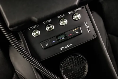 1920 skodaenyaqcommandocentrum3