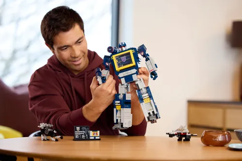 soundwave 10358 lifestyle cons 02