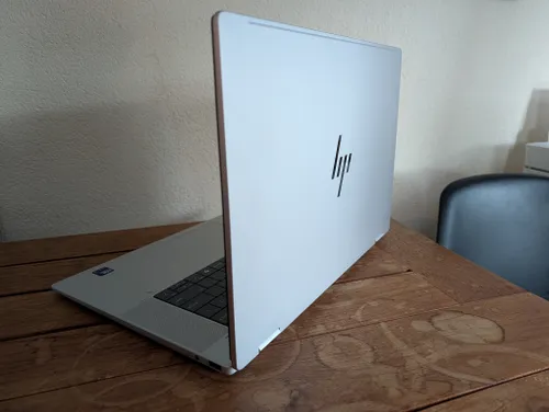 pxl 20250831 144603296