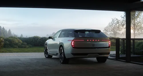 1920 viisiono ext driving garage r34 16x9 250815png v004