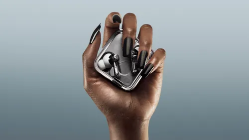 fera lifestyle hand white 16x9