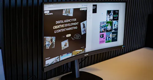 de curve van de philips 34b2u3600c00 voorzijde