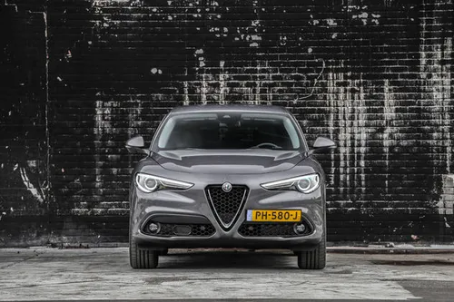 Alfa_Romeo_Stelvio_NL (35)