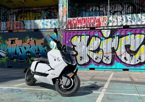 BMW CE04 Graffiti