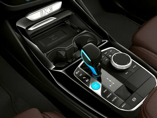 BMW_iX3_2021_electric