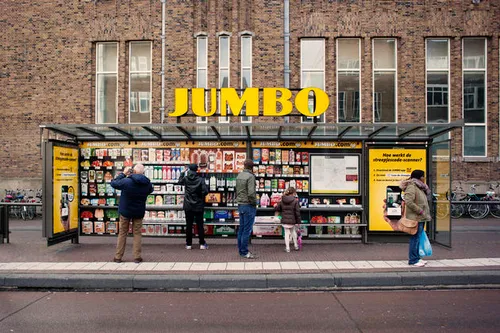 Jumbo opent een tijdelijke supermarkt in een bushokje in Utrecht\n  <h1><\/h1>
